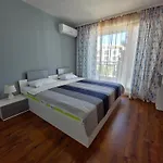 Apart-hotel Diamond Sarafovo By Kp 4*