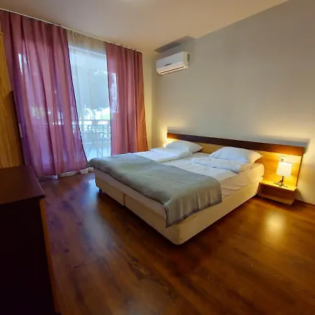 Diamond Sarafovo By Kp ブルガス