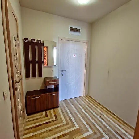 アパートホテル Diamond Sarafovo By Kp ブルガス