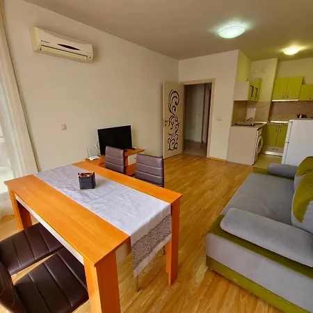 Apartmanhotel Diamond Sarafovo By Kp Burgasz