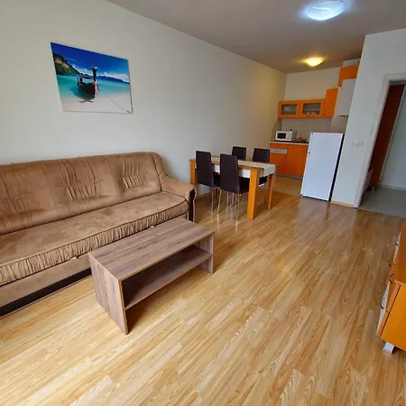 Apartmanhotel Diamond Sarafovo By Kp