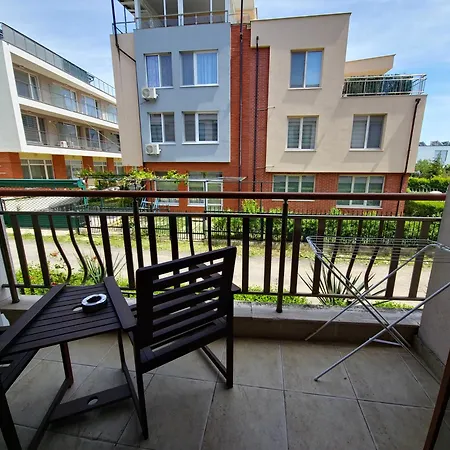 Lejlighedshotel Diamond Sarafovo By Kp Burgas City