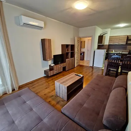 Apartmanhotel Diamond Sarafovo By Kp