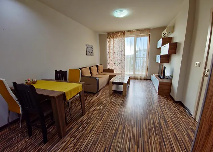 Aparthotel Diamond Sarafovo By Kp 4*