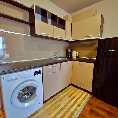 Diamond Sarafovo By Kp 아파트호텔 부르가스