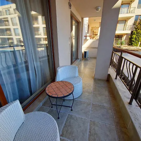 Aparthotel Diamond Sarafovo By Kp 4*