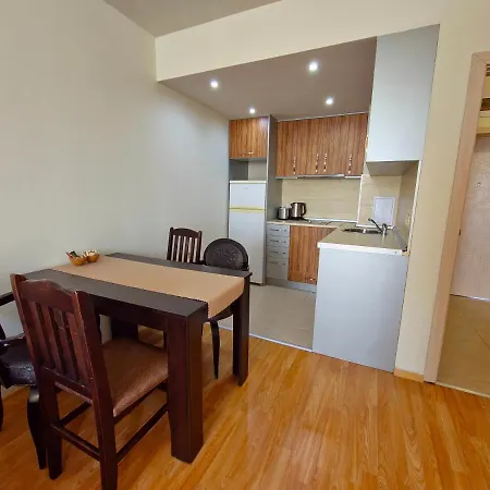 Diamond Sarafovo By Kp 아파트호텔 4*