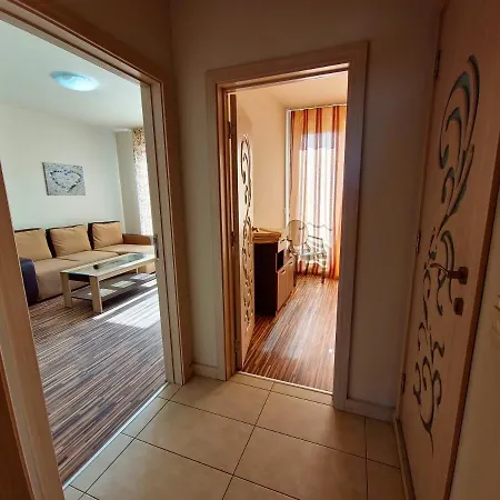 Diamond Sarafovo By Kp 4*