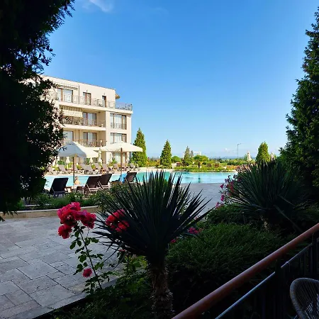 Lägenhetshotell Diamond Sarafovo By Kp 4*