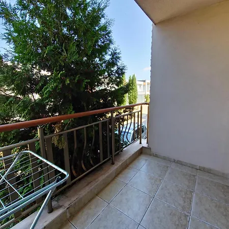 아파트호텔 Diamond Sarafovo By Kp 부르가스