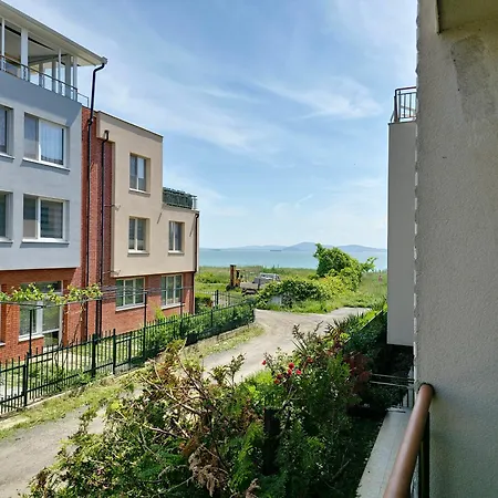 Diamond Sarafovo By Kp 4*