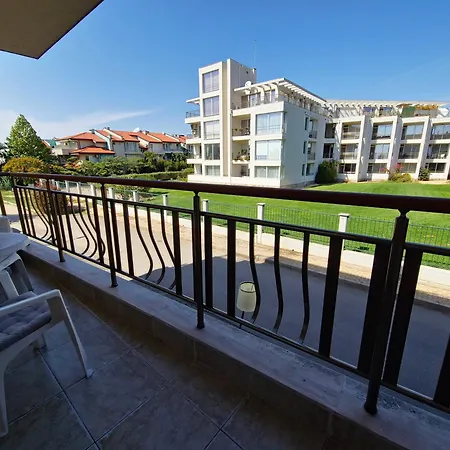 Apartahotel Diamond Sarafovo By Kp Burgas