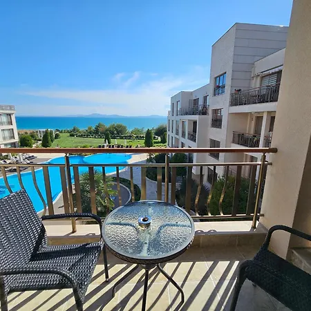 Diamond Sarafovo By Kp 4*
