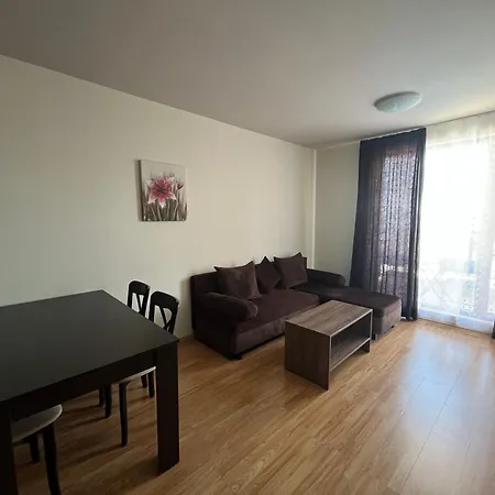 Apart-hotel Diamond Sarafovo By Kp 4*
