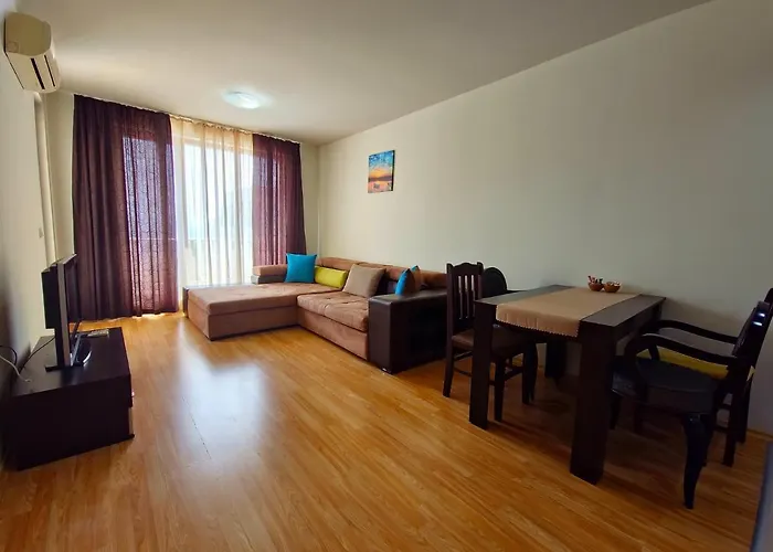 Diamond Sarafovo By Kp 4*