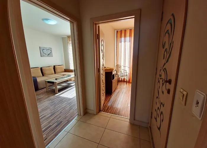 Diamond Sarafovo By Kp 4*